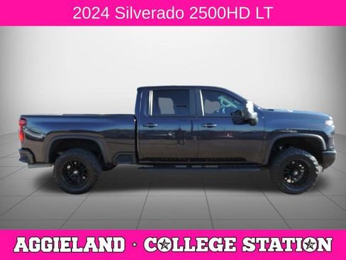 Used 2024 Chevrolet Silverado 2500 LT w/ Texas Edition image 2