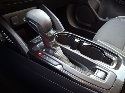 Certified 2022 Chevrolet TrailBlazer LT w/ Driver Confidence Package image 14