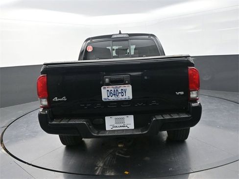 Used 2020 Toyota Tacoma 4x4 Double Cab image 6