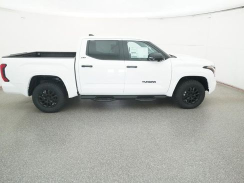 New 2026 Toyota Tundra SR5 AWD/4WD image 14