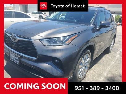 Used 2022 Toyota Highlander Limited