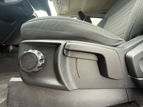 Used 2019 Ford Ranger XLT w/ Equipment Group 301A Mid image 24