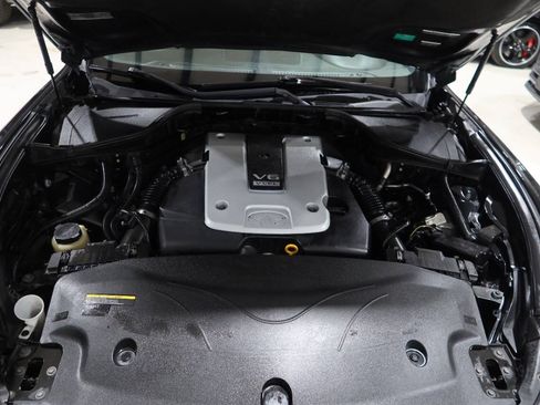 Used 2015 INFINITI Q70 3.7 w/ Sport Package RWD image 9