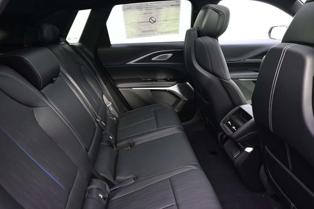 New 2026 Cadillac Lyriq Premium Luxury w/ LPO, Floor Liner Package AWD/4WD image 18