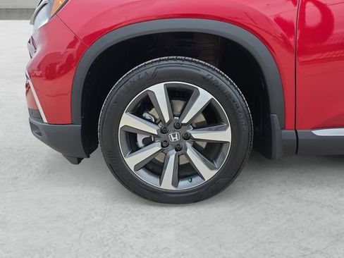 Used 2024 Honda Pilot Touring image 23