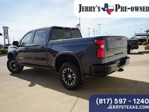 Used 2024 Chevrolet Silverado 1500 ZR2 w/ Technology Package AWD/4WD image 2