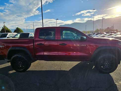 Used 2024 Chevrolet Colorado Trail Boss w/ Technology Package AWD/4WD image 2