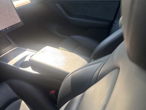 Used 2021 Tesla Model Y Long Range image 8