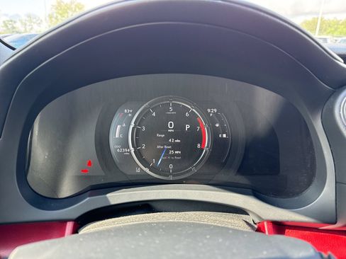 Used 2023 Lexus IS 350 F Sport RWD image 10