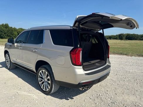 Used 2024 GMC Yukon Denali w/ Denali Reserve Package AWD/4WD image 4