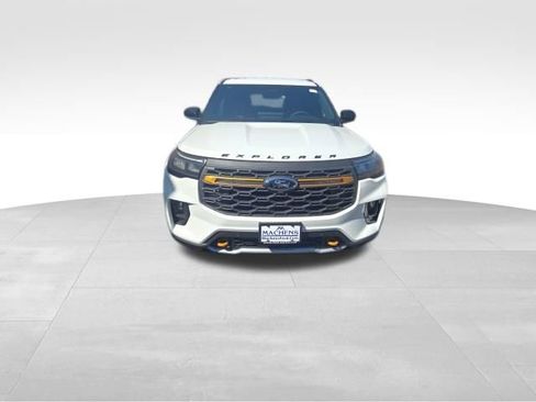 New 2026 Ford Explorer Tremor w/ Tremor Convenience Package image 9