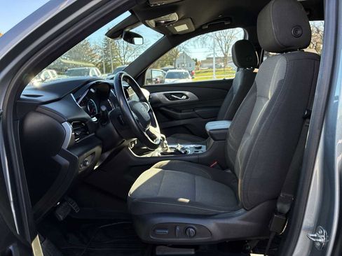Certified 2023 Chevrolet Traverse LT w/ LPO, Floor Liner Package image 18