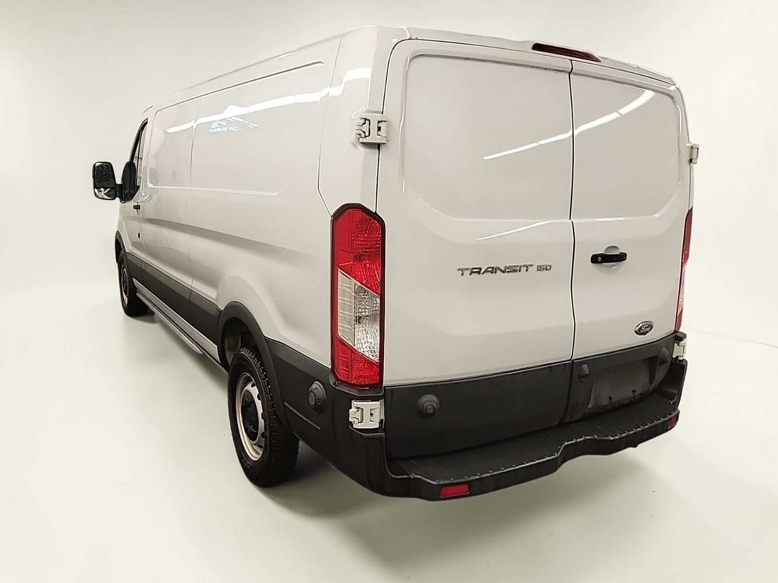 Used 2021 Ford Transit 150 Low Roof RWD image 15