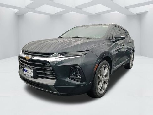 Used 2019 Chevrolet Blazer Premier w/ Sun and Wheels Package image 9