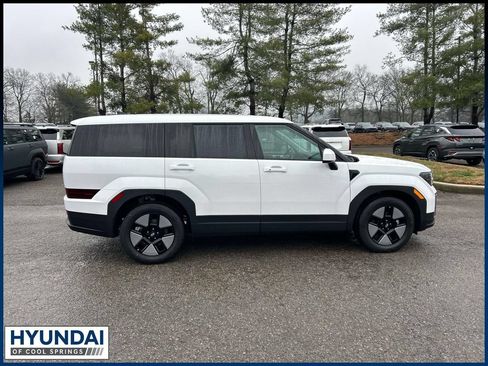 New 2026 Hyundai Santa Fe SE FWD image 8