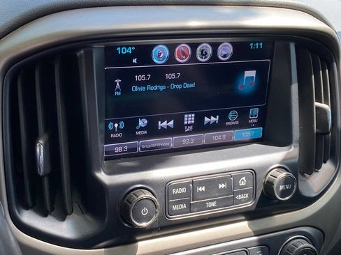 Used 2016 Chevrolet Colorado Z71 AWD/4WD image 17