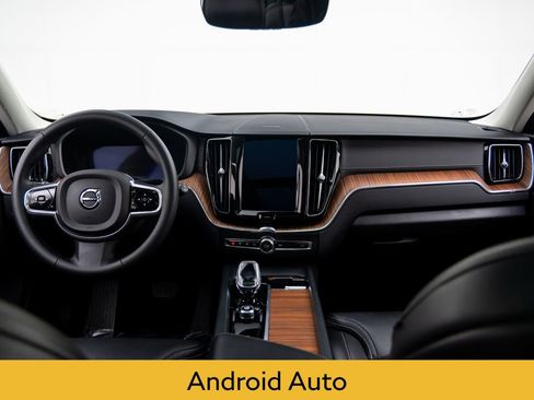 Used 2023 Volvo XC60 T8 Ultimate image 9