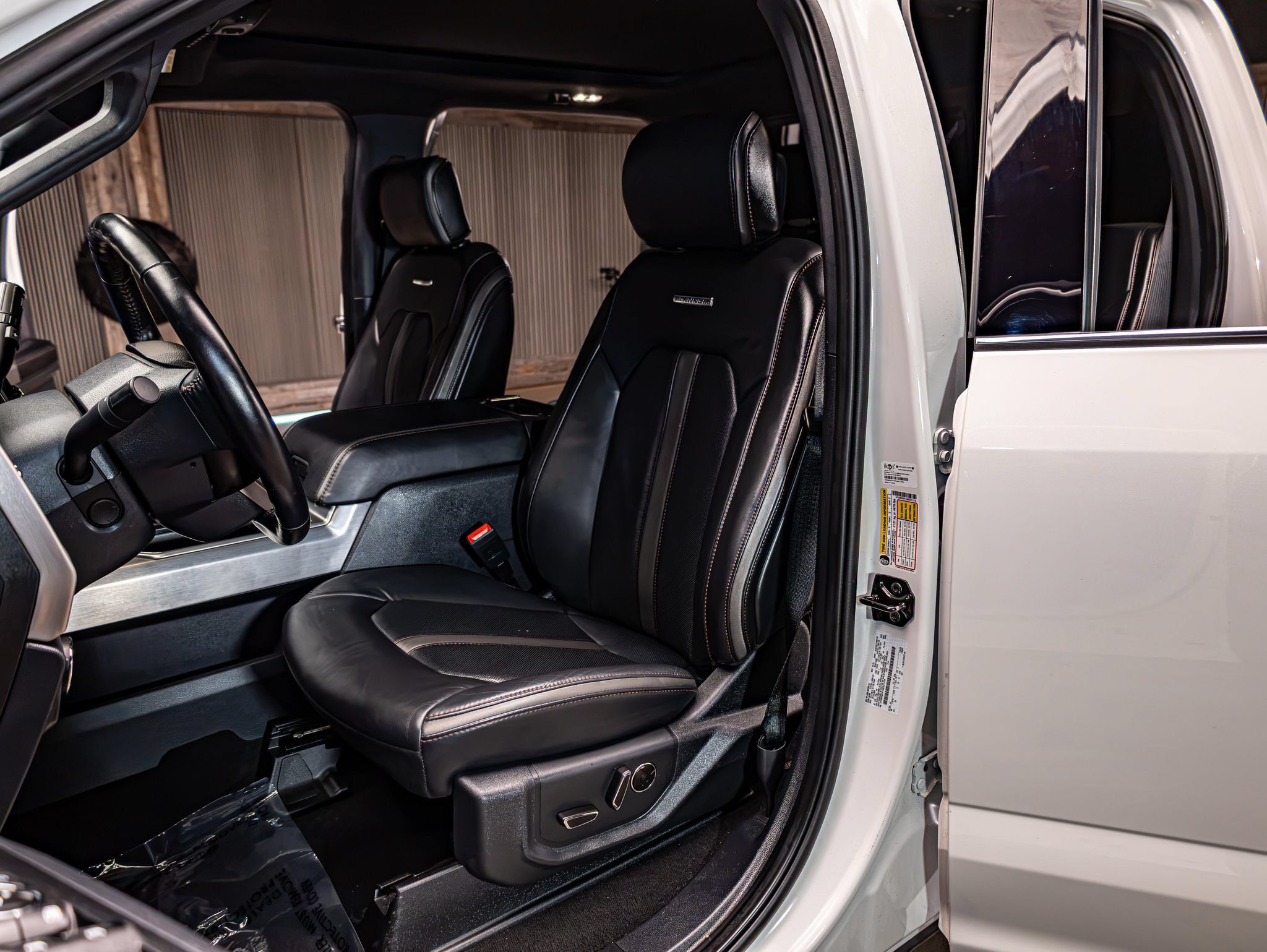 Used 2022 Ford F450 Platinum AWD/4WD image 22
