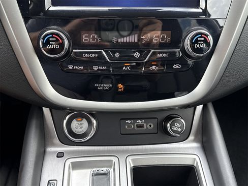 Used 2024 Nissan Murano SV w/ SV Midnight Edition Package image 24