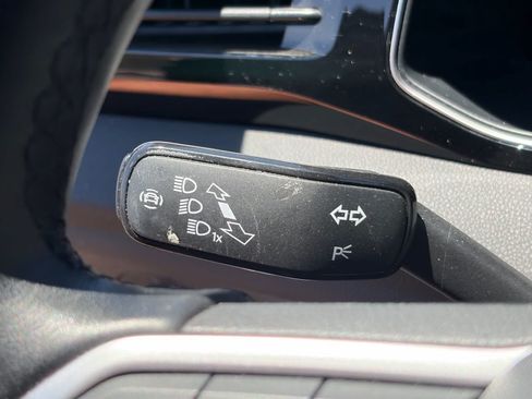 Used 2025 Volkswagen Jetta Sport FWD image 11