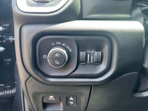 Used 2026 RAM 1500 Big Horn AWD/4WD image 6
