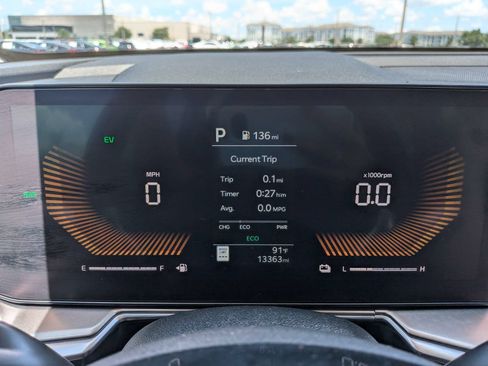 Certified 2025 Kia Sorento EX AWD/4WD image 37