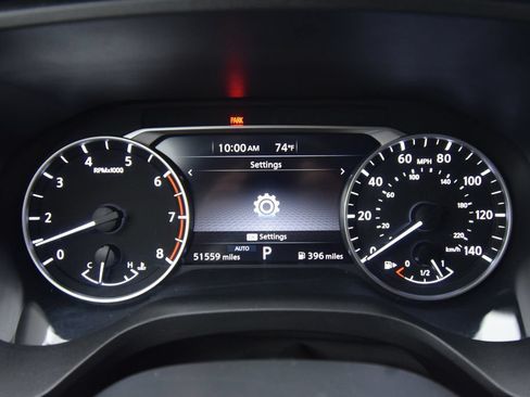 Used 2025 Nissan Rogue SV AWD/4WD image 18