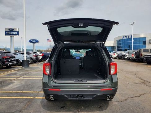 Used 2024 Ford Explorer ST-Line w/ Class IV Trailer Tow Package image 32