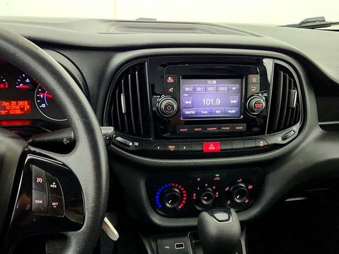 Used 2022 RAM ProMaster City Tradesman FWD image 17