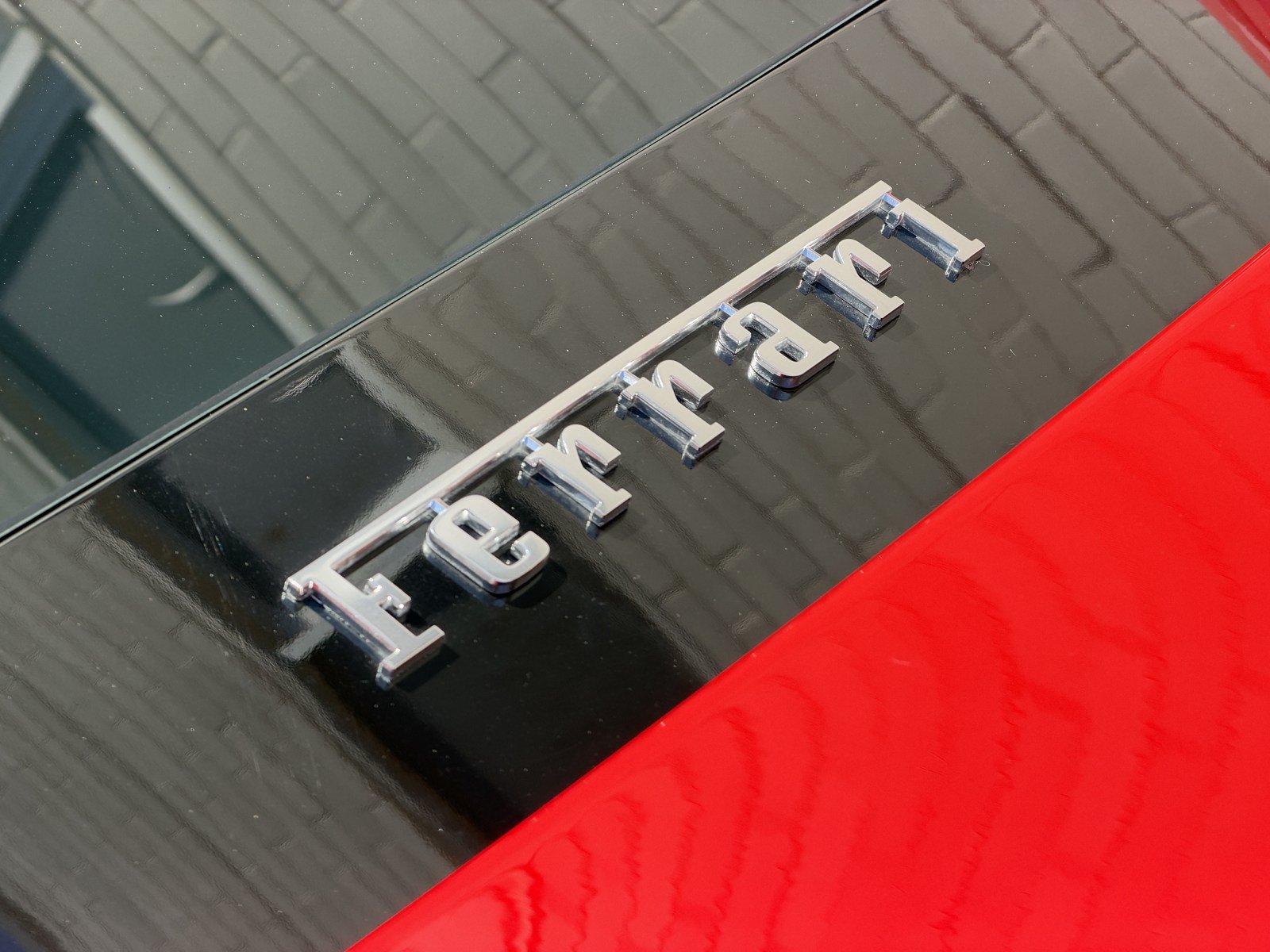 Used 2017 Ferrari 488 GTB RWD image 20