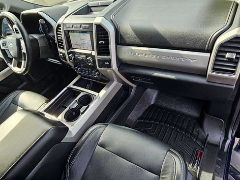 Used 2019 Ford F350 Lariat w/ Lariat Ultimate Package AWD/4WD image 31