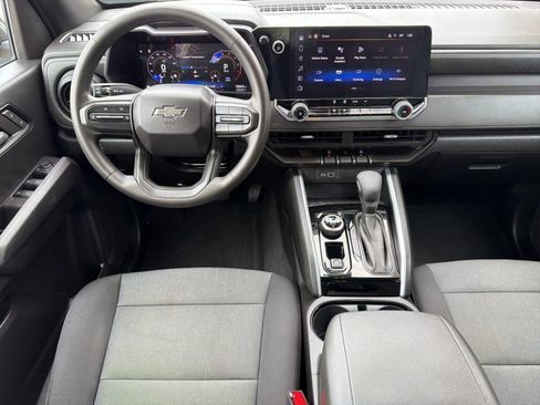 Certified 2024 Chevrolet Colorado Trail Boss w/ Technology Package AWD/4WD image 28