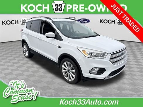 Used 2019 Ford Escape SEL image 1