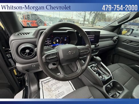 Used 2024 Chevrolet Colorado Trail Boss w/ Technology Package image 10
