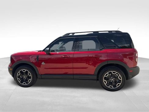 Used 2025 Ford Bronco Sport Outer Banks w/ Outer Banks Tech Package+ AWD/4WD image 8