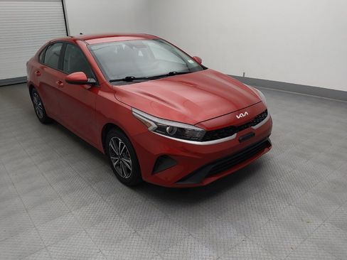 Used 2023 Kia Forte LXS FWD image 13