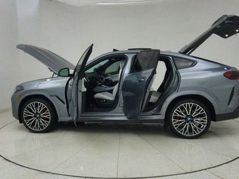 Used 2026 BMW X6 xDrive40i w/ Climate Comfort Package image 78