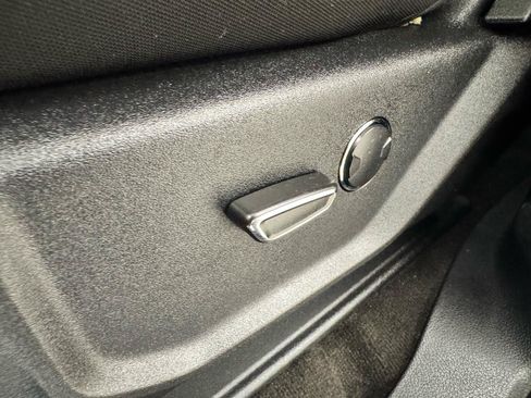 Used 2019 Ford Expedition Max XLT AWD/4WD image 13