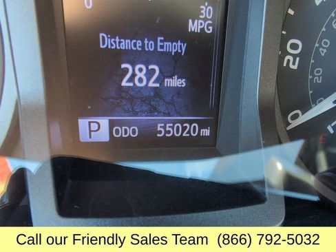 Used 2018 Toyota Tacoma TRD Off-Road w/ Technology Package image 18