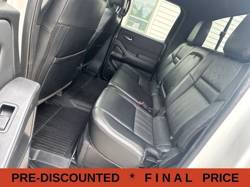Used 2022 Nissan Frontier PRO-4X AWD/4WD image 32