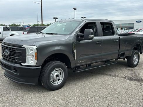 New 2025 Ford F250 XL w/ XL Driver Assist Package image 2