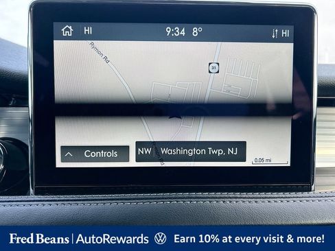Used 2022 Lincoln Corsair AWD w/ Premium Package image 18