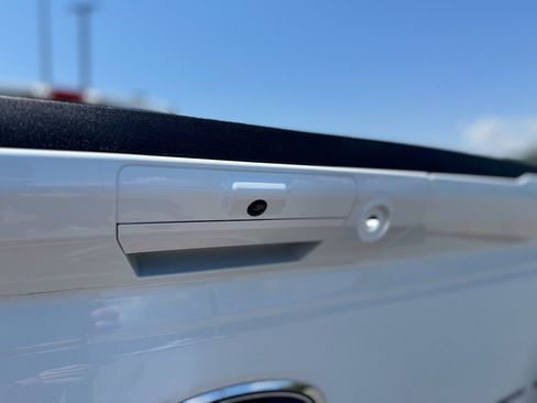 Used 2023 Ford F250 Lariat w/ Lariat Ultimate Package AWD/4WD image 45