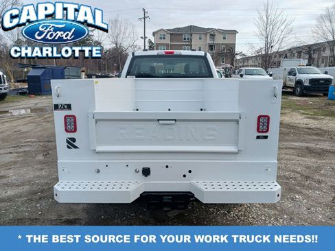 New 2026 Ford F250 XL w/ XL Chrome Package image 4