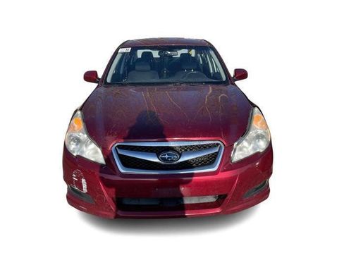Used 2010 Subaru Legacy 2.5i Premium image 9