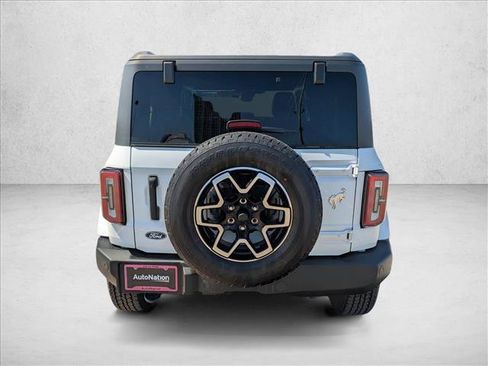 New 2026 Ford Bronco Outer Banks AWD/4WD image 7