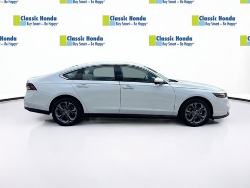 Certified 2023 Honda Accord EX image 9