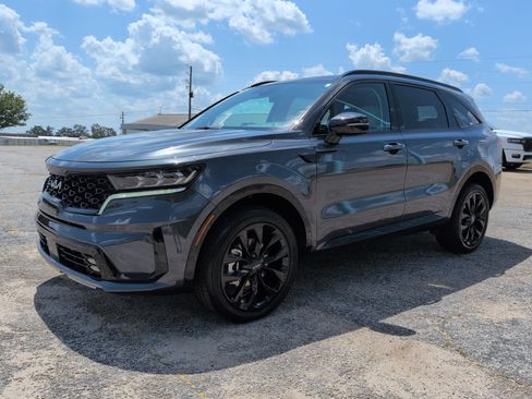 Used 2023 Kia Sorento SX AWD/4WD image 6