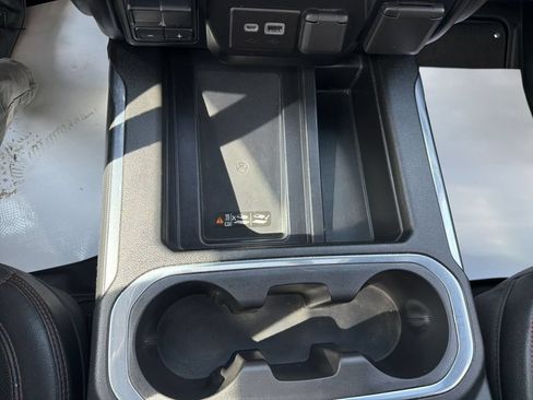 Used 2021 GMC Sierra 1500 AT4 w/ AT4 Value Package AWD/4WD image 28