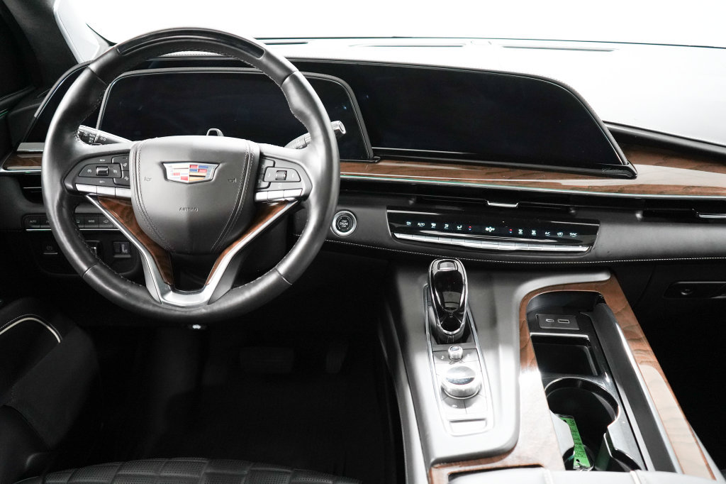 Used 2023 Cadillac Escalade Premium Luxury Platinum w/ LPO, Floor Liner Package AWD/4WD image 16
